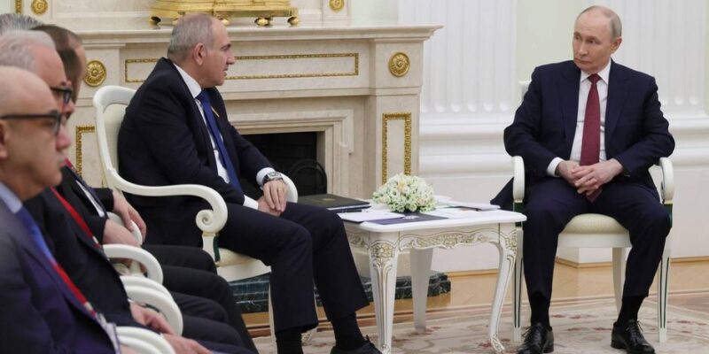 Россия грозит с 1 ноября полностью остановить поставки газа в Армению 1 76657615 403.jpg Deutsche Welle