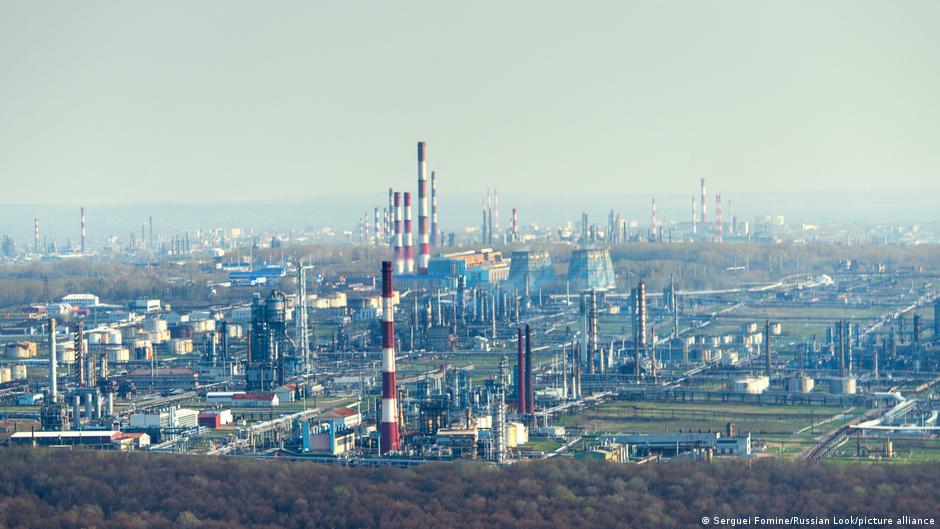 После ударов по НПЗ в Самаре и Уфе вновь вспыхнули пожары 1 78201407 403 1.jpg 1 Deutsche Welle