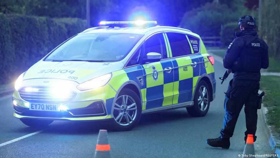 В Великобритании у авиабазы RAF Fairford задержаны несколько мужчин, подозреваемых в преступлениях со взрывчаткой, часть жителей эвакуирована. 1 79447889 403.jpg Deutsche Welle