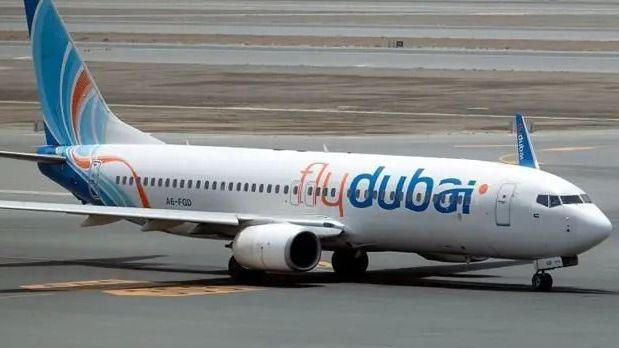 Летевший в Тель-Авив самолет FlyDubai подал сигнал бедствия. По данным СМИ, на борту подрались пилоты 1 Самолет авиакомпании Flydubai на земле