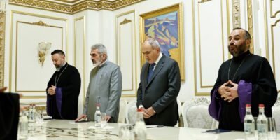 Пашинян предлагает провести парламентское расследование «кризиса» в Армянской церкви 11 archbishop abraham mkrtchyan nikol pashinyan политика OC Media