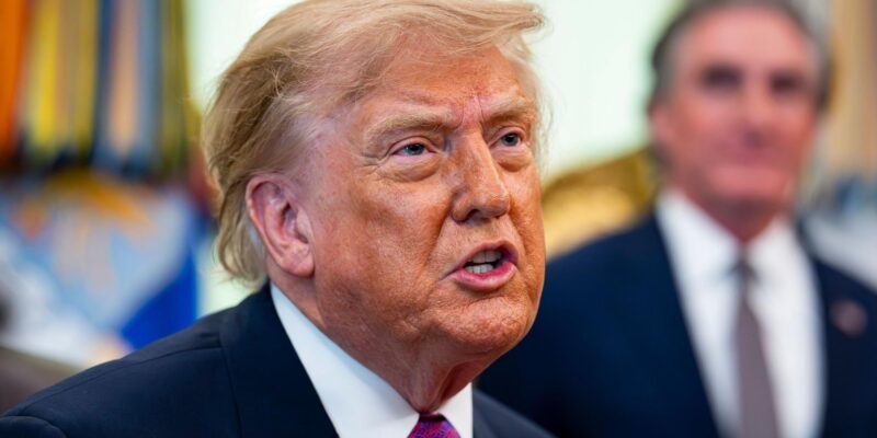 Телеканалы президентского пула объявили бойкот Трампу после отлучения коллег от работы в Белом доме 1 Дональд Трамп