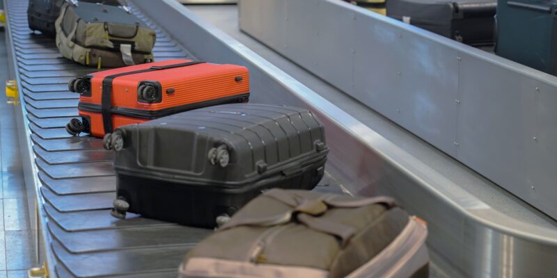 43 Georgian citizens deported from Ireland 1 suitcases on conveyor belt at an airport 2026 03 18 16 05 10 utc News