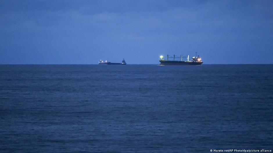 Морские дроны атаковали греческий контейнеровоз у берегов Болгарии, ВМС страны эвакуировали всех 18 моряков с борта 1 79660261 403 1.jpg 1 Deutsche Welle