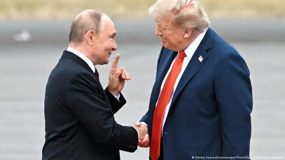 Владимир Зеленский раскритиковал решение Дональда Трампа пока не применять против России "адские санкции" из пакета Линдси Грэма 1 79687147 403.jpg Deutsche Welle