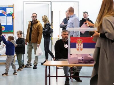 Вучич борется за сохранение власти на выборах в Сербии, где студенческое движение бросило вызов правящей партии 4 79753863 403.jpg Deutsche Welle