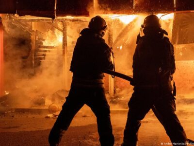 Армия РФ нанесла удар дроном по жилому дому в Харькове: четверо ранены, среди них ребенок 3 79759526 403.jpg Deutsche Welle