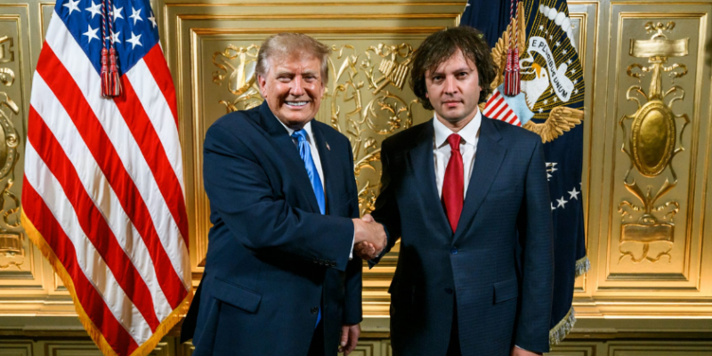 Правительство Грузии опубликовало фото Кобахидзе с Трампом 1 donald trump irakli kobakhidze новости
